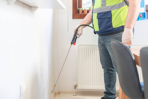 Best Commercial Pest Control Services  in Tyndall, SD